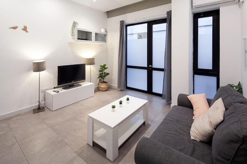 Loft Next To Calle Betis, Best Area Of Seville-Sevillarooms Exterior foto