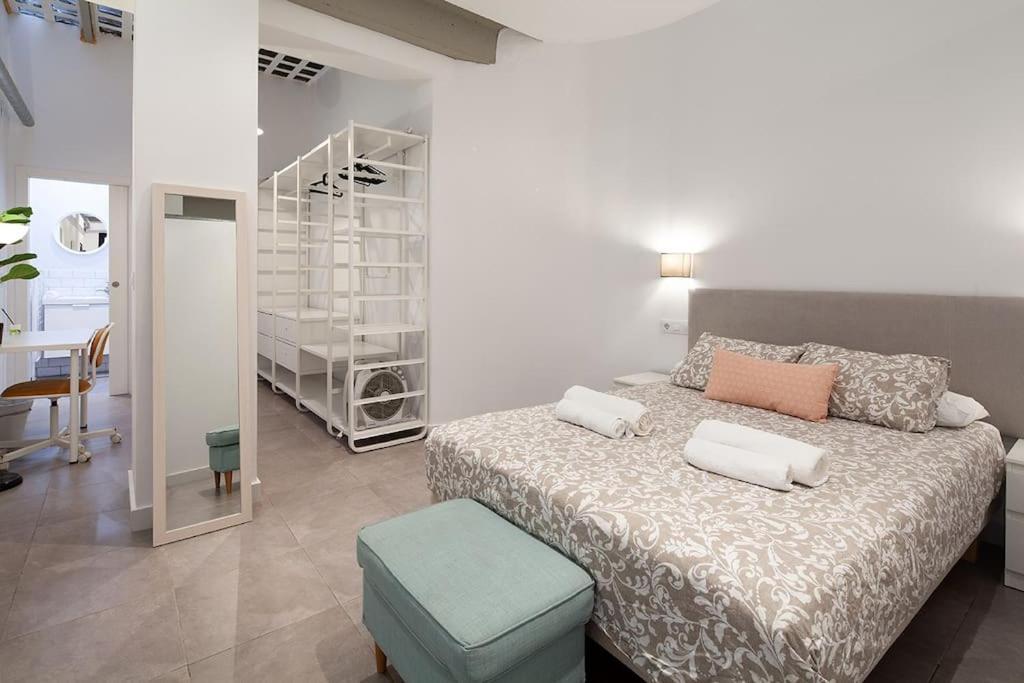 Loft Next To Calle Betis, Best Area Of Seville-Sevillarooms Exterior foto